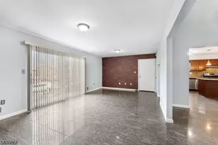 466 Lidgerwood Ave, Elizabeth, NJ 07202 - Photo 4