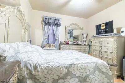 386 N 11th St, Newark, NJ 07107 - Photo 10