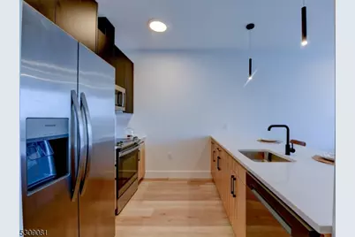 39 Madison, Newark, NJ 07105 - Photo 4