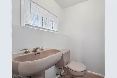 35 S Derby Rd, Springfield, NJ 07081 - Photo 28