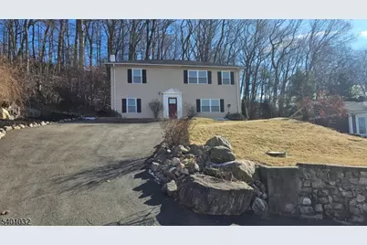 12 Ford Rd, Roxbury Township, NJ 07850 - Photo 2