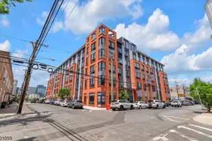 39 Madison St, Newark, NJ 07105 - Photo 2