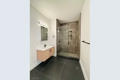 39 Madison St, Newark, NJ 07105 - Photo 8