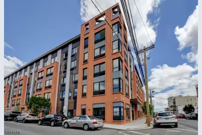 39 Madison St, Newark, NJ 07105 - Photo 2