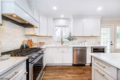 4 Barberry Rd, Morris Township, NJ 07960 - Photo 18