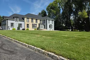 23 Deire Dr, Sparta Township, NJ 07871 - Photo 2