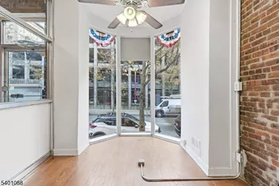 15 Warren St, Newark, NJ 07102 - Photo 2
