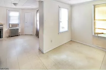 22-24 Kensington Pl, East Orange, NJ 07017 - Photo 8