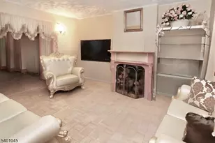 22-24 Kensington Pl, East Orange, NJ 07017 - Photo 2