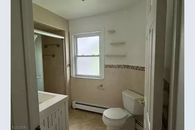 159 Leslie St, Bloomfield, NJ 07003 - Photo 2