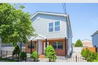 34 Holland St, Newark, NJ 07103 - Photo 2