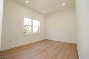 776 Bergen St, Newark, NJ 07108 - Photo 20