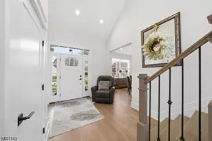 14 Country Ln, Hardyston Township, NJ 07419 - Photo 4