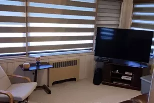 1260 Shetland Dr, Union Township, NJ 07083 - Photo 8