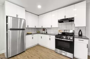 13 Orange Pl, Irvington, NJ 07111 - Photo 10