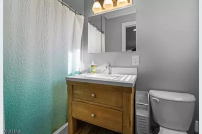 428 Helfin St, Bound Brook, NJ 08805 - Photo 22