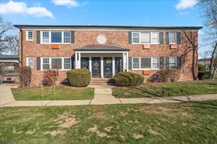 228 Pitney Pl, Morris Township, NJ 07960 - Photo 1