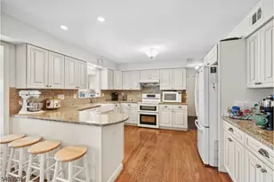 35 Salters Farm Rd, Tewksbury Township, NJ 07830 - Photo 4