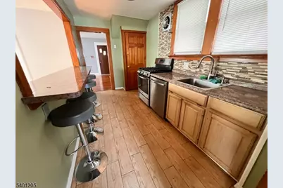 418 Dewitt Ave, Belleville, NJ 07109 - Photo 4