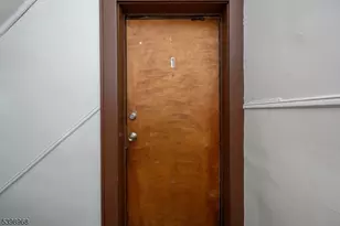 427-429 N 12th St, Newark, NJ 07107 - Photo 2