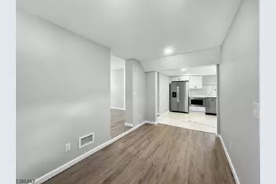 631 S Main St, Greenwich Township, NJ 08886 - Photo 14