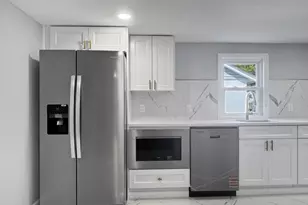 631 S Main St, Greenwich Township, NJ 08886 - Photo 10