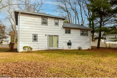 4 Herbert Pl, West Caldwell, NJ 07006 - Photo 6