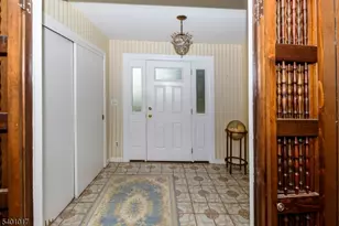 4 Herbert Pl, West Caldwell, NJ 07006 - Photo 18