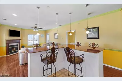 276 Beachway Ave Unit #8, Keansburg, NJ 07734 - Photo 8