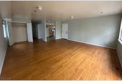 17 Norfolk St, Newark, NJ 07103 - Photo 8