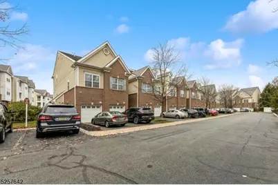 101 Taft Ln, Morristown, NJ 07960 - Photo 2