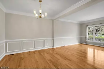 19 Hancock Ct, Bernards Township, NJ 07920 - Photo 6