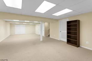 19 Hancock Ct, Bernards Township, NJ 07920 - Photo 30