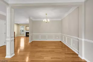 19 Hancock Ct, Bernards Township, NJ 07920 - Photo 8