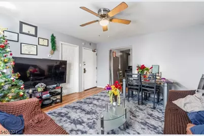 768 Park Ave, East Orange, NJ 07017 - Photo 10