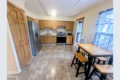 2 Presidential Dr, Washington Boro, NJ 07882 - Photo 12