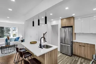 2824 N Stiles St, Linden, NJ 07036 - Photo 8