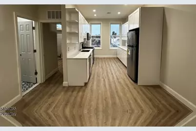 118 E Broad St #3, Westfield, NJ 07090 - Photo 4