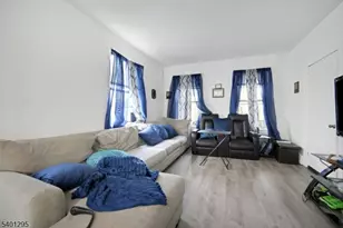 42 Lakeshore Dr, Prospect Park, NJ 07508 - Photo 4