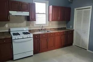 64 Schuyler Ave, Newark, NJ 07112 - Photo 4