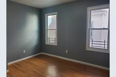 64 Schuyler Ave, Newark, NJ 07112 - Photo 6