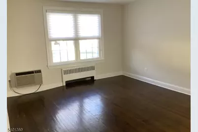 46B Parkway Village, Cranford Township, NJ 07016 - Photo 6