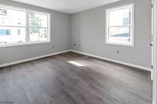 862 E Jersey St, Elizabeth, NJ 07201 - Photo 14