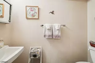 181 Long Hill Rd, Little Falls Township, NJ 07424 - Photo 28