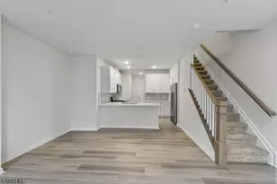 4 Sadie Cir, Union Township, NJ 07083 - Photo 10