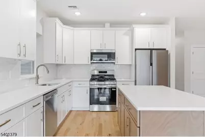 36 Elizabeth #2, Newark, NJ 07108 - Photo 4