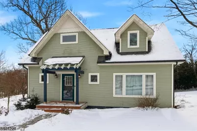 7 Arrowhead Dr, Wantage, NJ 07461 - Photo 2