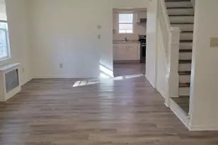 1613 E 2nd St, Scotch Plains Township, NJ 07076 - Photo 2