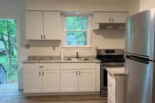 1613 E 2nd St, Scotch Plains Township, NJ 07076 - Photo 4