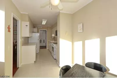 1 Euclid Ave #5F, Summit, NJ 07901 - Photo 10